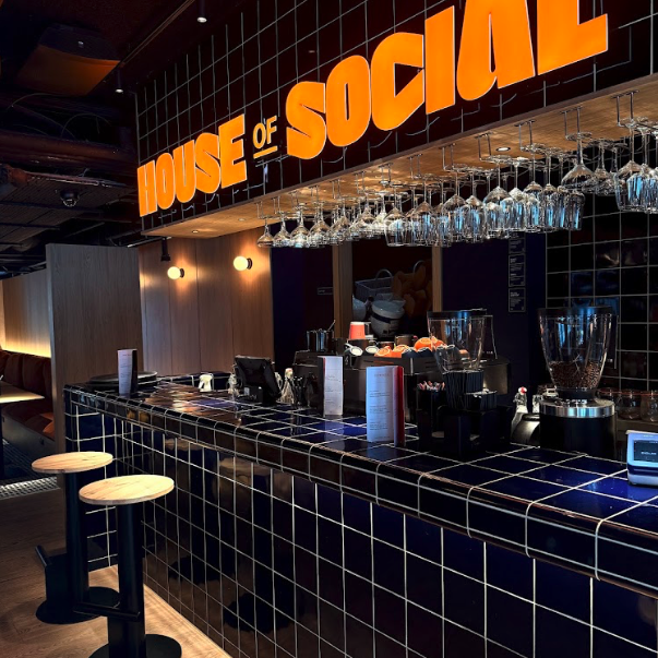 House of Social Bar